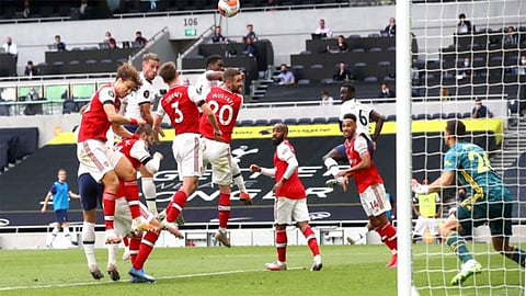 توتنهام يصعق أرسنال في الوقت القاتل