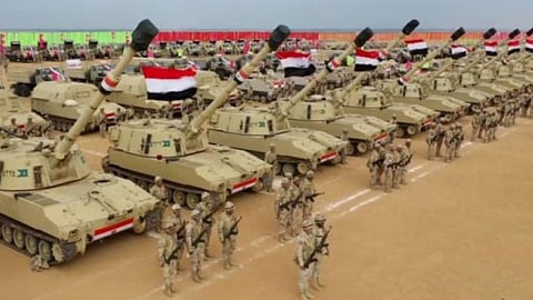 شيوخ القبائل الليبية يطالبون الجيش المصري بحماية بلدهم من العدوان التركي