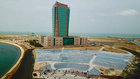 قبول 10 آلاف طالب وطالبة بجامعة جازان