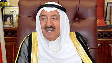 الأمير صباح الأحمد يوجه رسالة خاصة للكويتيين بعد العملية الجراحية