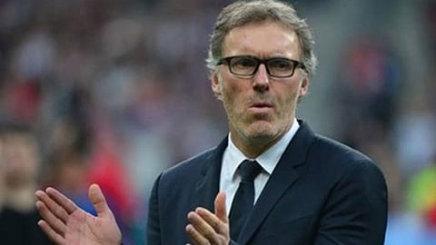 عاطل يقترب من خلافة كيكي سيتين في تدريب برشلونة