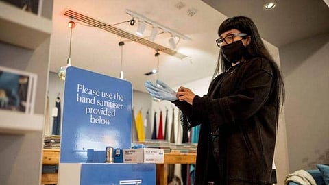 في 3 خطوات.. الطريقة الصحية لتطهير الكمامة القماشية قبل استخدامها لأول مرة