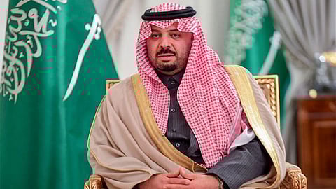 أمير الحدود الشمالية يوجِّه باستمرار العمل خلال إجازة عيد الأضحى