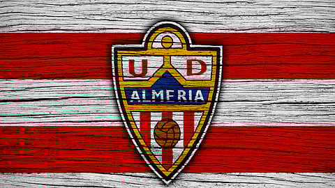 كورونا يهدد ألميريا قبل معترك ملحق «الليجا»