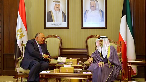 آخر تطورات تعليق الطيران.. الكويت: سنراجع قرار وقف الرحلات إلى مصر