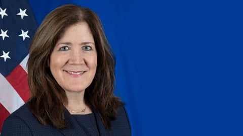 السفيرة الأمريكية في لبنان تعود للمشهد العام من «باب الحريات»