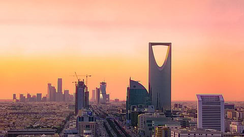 «الزعاق» يكشف حقيقة انتهاء حقبة الجفاف وولادة دورة مناخية جديدة في 2024