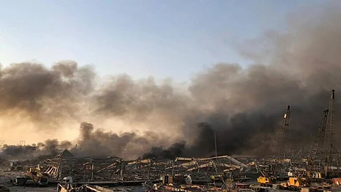 جمارك لبنان تكشف سبب الانفجار الضخم ببيروت: مادة النترات
