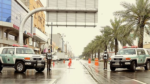 الدفاع المدني يحذر من تقلبات جوية بمنطقة مكة المكرمة