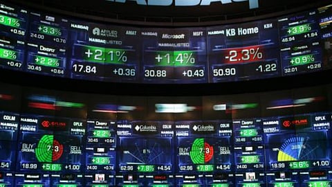 الأسهم الأمريكية تنهي تعاملات الأسبوع على تباين