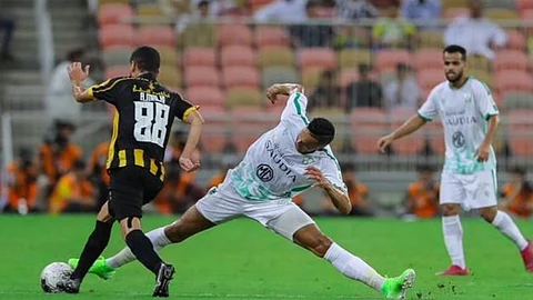 الأهلي يتسلح بالتاريخ في ديربي جدة.. والاتحاد يبحث عن فوزه الأول منذ 8 سنوات