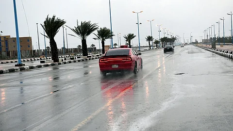 «مدني جازان» يحذر من التقلبات الجوية ويهيب باتباع إرشادات السلامة