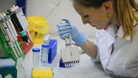 روسيا تبدأ إنتاج لقاح «سبوتنيك V» المضاد لكورونا