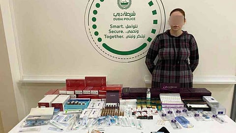قصة سيدة استغلت أزمة «كورونا» لاستقطاب ضحاياها عبر «إنستجرام» وإجراء عمليات تجميل لهن
