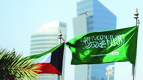 إدانة كويتية لصواريخ الحوثيين الباليستية ضد السعودية: انتهاك للقانون الدولي