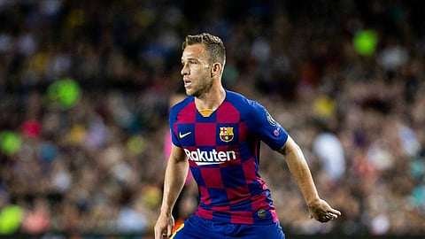 السلطات الإسبانية تلقي القبض على «آرثر ميلو» مخمورًا