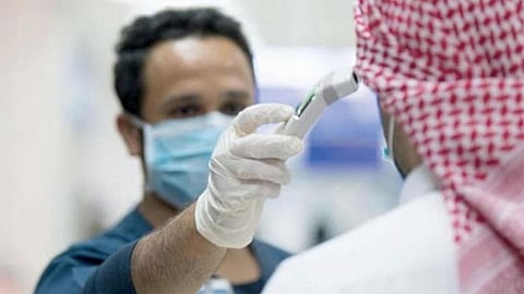 الموارد البشرية: الفئات الأكثر عرضة للإصابة بكورونا عليهم تقديم تقرير طبي بحالتهم