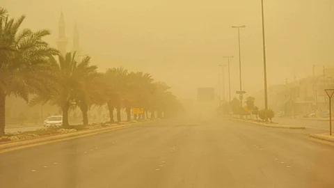 الأرصاد تعلن «طقس الأربعاء»: رياح مثيرة للأتربة والغبار على عدة مناطق