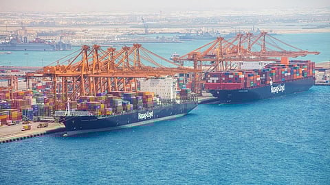 ميناء جدة يناول 5 ملايين طن بضائع.. و424 ألف حاوية