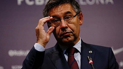 بدء تنفيذ أولى خطوات سحب الثقة من رئيس برشلونة