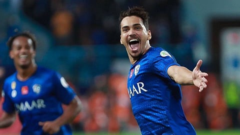 رسميًّا.. صانع ألعاب الهلال في دوري الخليج العربي