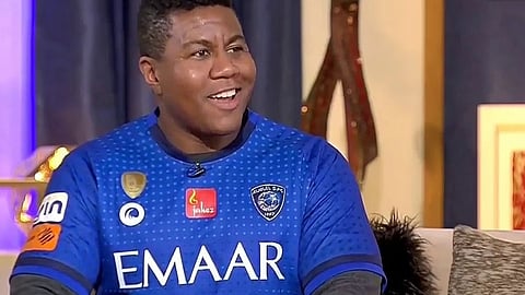 شاهد.. «ديفيد الهلالي».. هل تنتهي قصة عاشق الزعيم بعد رحيله عن المملكة؟