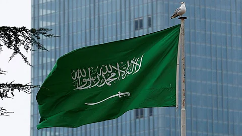 أخبار السعودية اليوم.. الاختبار النهائي سيكون حضوريًّا في المدرسة.. و5 مخالفات خاصة بلوحات المركبات تُعرِّض مرتكبها للعقوبة