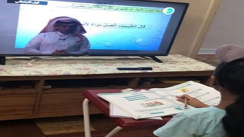 غدًا.. 6 ملايين طالب وطالبة يعودون للدراسة عن بُعد تحت شعار «مدرستي في بيتي»
