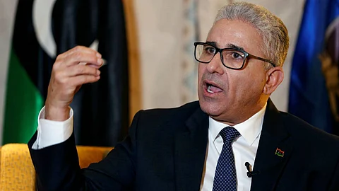 شاهد.. عودة وزير داخلية «الوفاق» المقال إلى طرابلس في موكب عسكري حاشد