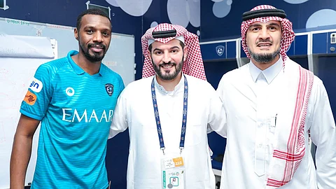 فهد بن نافل: بيئة الهلال تشجع على العمل وتساعد على النجاح