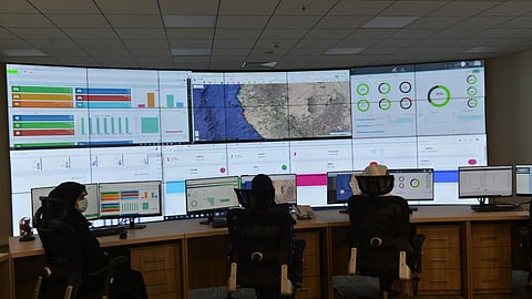 بالصور.. تدشين مشروع الرقابة والتحكم بالنفايات في جدة