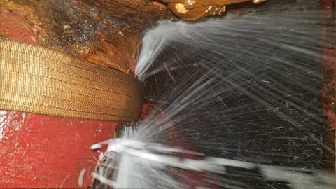 تحذير جديد: خطوة حوثية تهدد بانفجار خزان «صافر» في أي لحظة