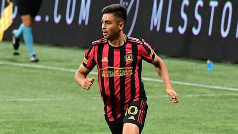 صحفي أرجنتيني: مارتينيز في السعودية قريبًا لارتداء قميص النصر