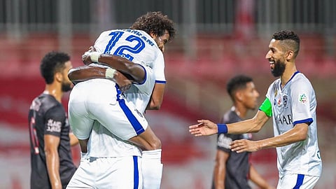 الهلال يُسقط الوحدة بثلاثية.. والأهلي يرفض حسم التأهل الآسيوي