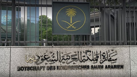 السفارة السعودية باليابان تحذر المواطنين من إعصار هايشين