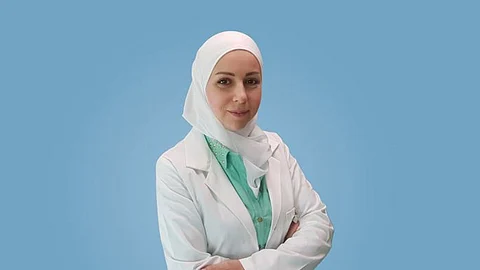 استشارية تغذية تعدد أسباب الإلحاح البولي.. ومتخصص ينصح بتجنب العلاج العشوائي