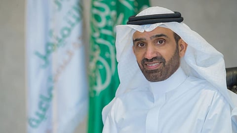 الوزير الراجحي يدشن «المسؤولية الاجتماعية» للشركات ويحدد المكاسب