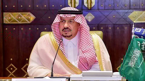 أمير الرياض يستقبل أعضاء الجهازين الإداري والفني بنادي الزلفي الرياضي