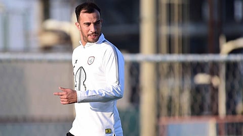 مدافع الشباب يدخل دائرة اهتمام النصر.. والاتحاد يترقب