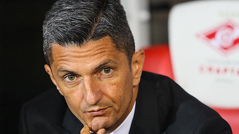 رازافان يشيد بجدية واحترافية لاعبي الهلال بعد التتويج بالدوري السعودي