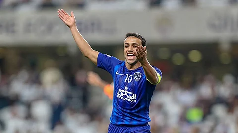 الشلهوب: جمهور «الزعيم» كلمة السر في حصد البطولات.. ومصلحة الهلال فوق كل شيء