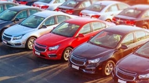 الموافقة على توثيق العقود الإلكترونية لتأجير المركبات