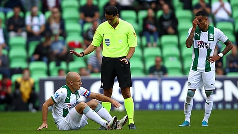 إصابة آرين روبن في أول مباراة بعد عودته من الاعتزال