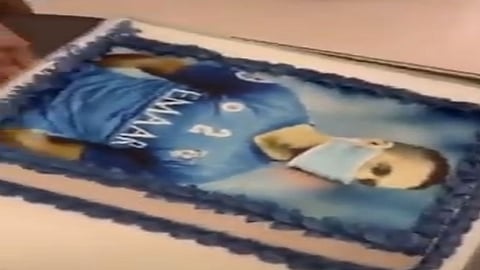 بالفيديو.. مصابو الهلال داخل الحجر الصحي يحتفلون مع البريك بيوم مولده