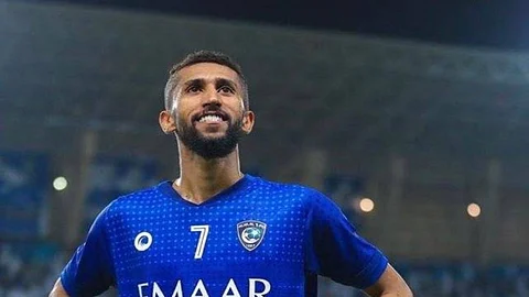 بالفيديو.. سلمان الفرج يغادر الحجر الصحي وينضم إلى تدريبات الهلال.. والبريك والعبدان يلحقان به