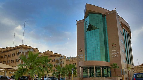 «سعود الطبية» توجه 3 نصائح لحماية اليدين من آثار معقمات فيروس كورونا