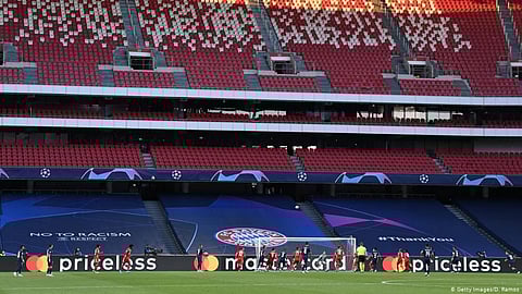 صدام بودابست يُجبر جماهير بايرن على دخول الحجر الصحي