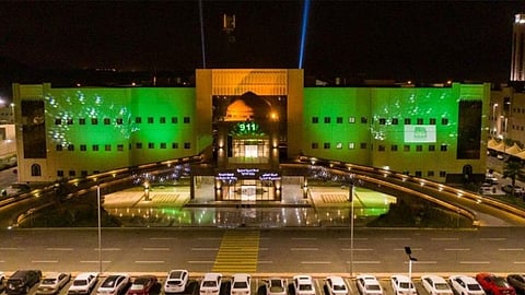 باللون الأخضر والأعلام.. الداخلية تحتفي باليوم الوطني الـ90