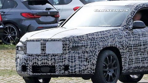 بي إم دبليو X8 تظهر أثناء اختبارها للمرة الأولى