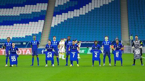 بعد حكم قضائي بتأجيل مباراة لإصابة 16 لاعبًا بكورونا.. هل ينتصر الهلال في معركته ضد الاتحاد الآسيوي؟